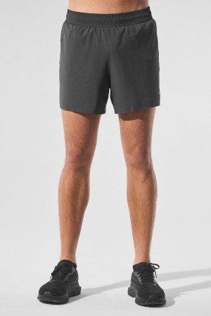 Alo Yoga 5" Adapt Running Kratasy Panske Tmavo Siva | Alo Yoga Slovensko SK-BAQVLY246