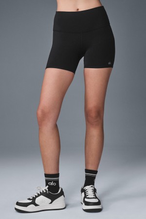 Alo Yoga 5" Airbrush High-Waist Biker Kratasy Damske Čierne | Alo Yoga Slovensko SK-VAMWNL874