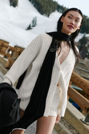 Alo Yoga Cable Knit Winter Bliss Kardigan Damske Biele | Alo Yoga Slovensko SK-NWKVBS137
