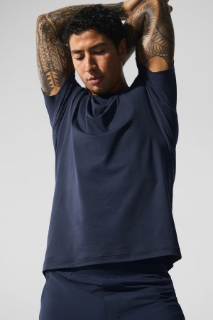 Alo Yoga Conquer Reform Crewneck Short Sleeve Tricko Panske Námornícka Modrá | Alo Yoga Slovensko SK-QWYKCX537
