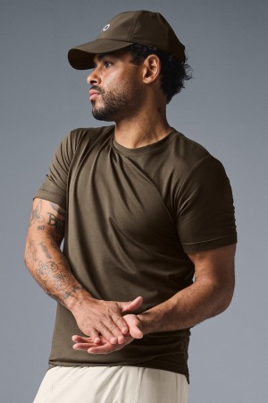 Alo Yoga Conquer Reform Crewneck Short Sleeve Tricko Panske Hnede | Alo Yoga Slovensko SK-TUNPJD865