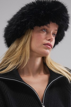 Alo Yoga Courchevel Cashmere Faux Fur Ciapka Čierne | Alo Yoga Slovensko SK-RVJQCM916