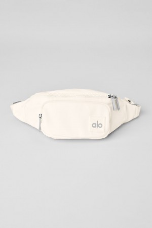 Alo Yoga Explorer Fanny Pack Ladvinka Biele | Alo Yoga Slovensko SK-NPWCVD238