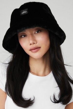 Alo Yoga Faux Fur Bucket Klobuk Čierne | Alo Yoga Slovensko SK-MXKIGY510