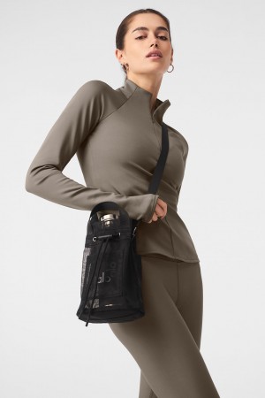 Alo Yoga Sheer Cross Body Taška Na Vedro Čierne | Alo Yoga Slovensko SK-BWTYJP056