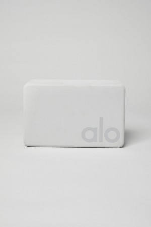 Alo Yoga Uplifting Yoga Block Yoga Equipment Siva Strieborne | Alo Yoga Slovensko SK-OMEKZD416